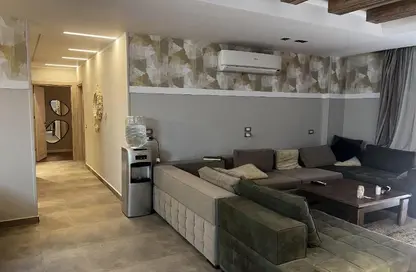 Apartment - 1 Bedroom - 2 Bathrooms for sale in Hyde Park Business District Mall - South Teseen St. - The 5th Settlement - New Cairo City - Cairo
