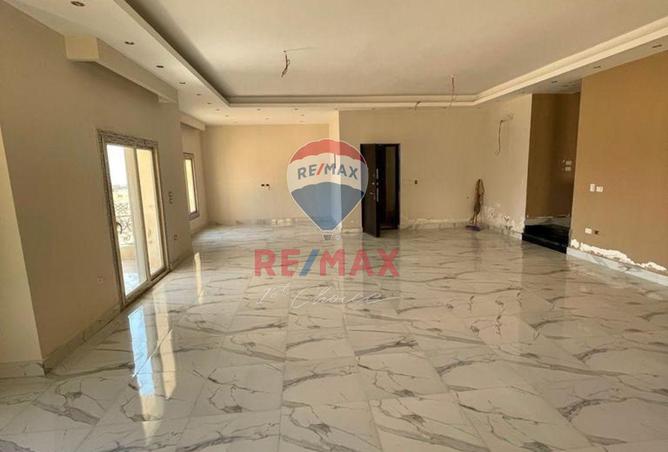 8239464 - Property Image 3