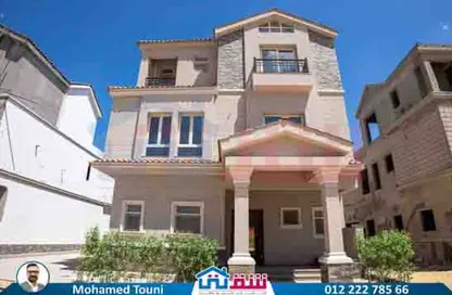 فيلا - 6 غرف نوم - 4 حمامات للبيع في مروج - سموحة - حي شرق - الاسكندرية