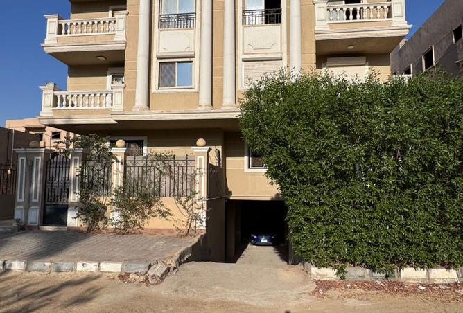 7911548 - Property Image 3