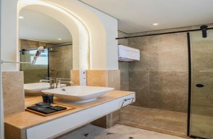 Chalet - 2 Bedrooms - 2 Bathrooms for sale in Seashore - Ras Al Hekma - North Coast