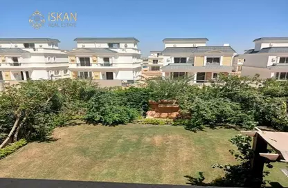 Townhouse - 2 Bedrooms - 2 Bathrooms for sale in Mountain View October Park - 6th District - 6 October City - Giza