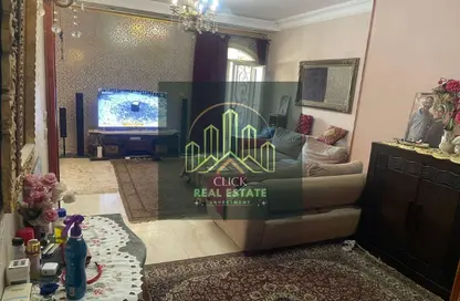 Apartment - 3 Bedrooms - 3 Bathrooms for sale in Al Hekma St. - Sheikh Zayed City - Giza