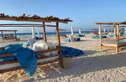 شاليه - 4 غرف نوم - 4 حمامات للبيع في ازها الساحل الشمالي - راس الحكمة - الساحل الشمالي