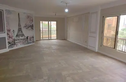 Apartment - 3 Bedrooms - 2 Bathrooms for sale in Degla - Hay El Maadi - Cairo