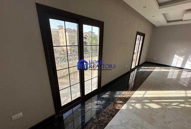 8082126 - Property Image 3
