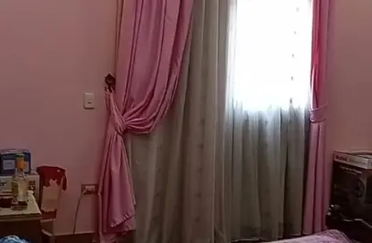 شقة - 3 غرف نوم - 3 حمامات للبيع في شارع سلمان الفارسي - محلية 12 - الحي الاول - مدينة العبور - القليوبية