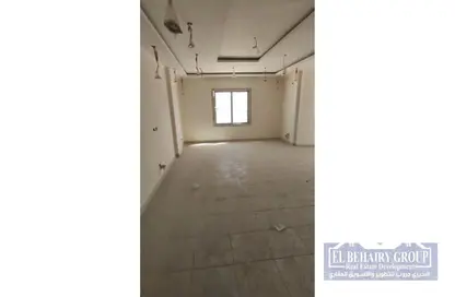 Apartment - 3 Bedrooms - 2 Bathrooms for sale in New Narges - New Cairo City - Cairo