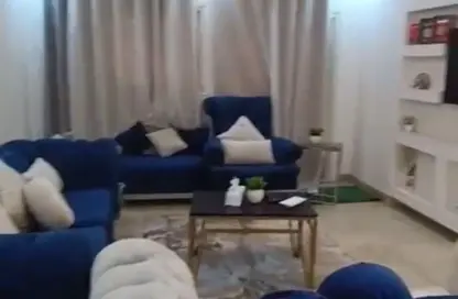 Apartment - 2 Bedrooms - 1 Bathroom for sale in Ahmed Orabi St. - Mohandessin - Giza