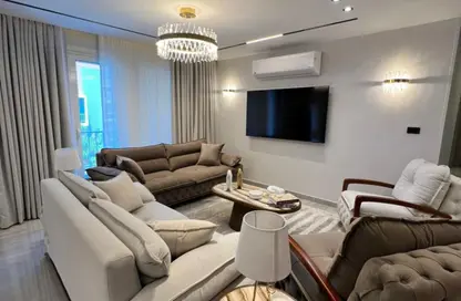 Apartment - 3 Bedrooms - 3 Bathrooms for sale in Amorada New Cairo - 5th Settlement Compounds - The 5th Settlement - New Cairo City - Cairo