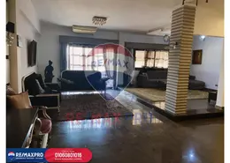 شقة - 3 غرف نوم - 3 حمامات للبيع في شارع محمد مظهر - الزمالك - القاهرة