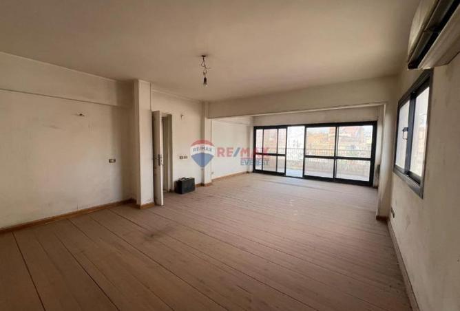 8008525 - Property Image 2