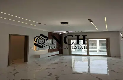 شقة - 2 غرف نوم - 2 حمامات للايجار في جاليريا  مون فالى - المستثمرين الجنوبية - مدينة القاهرة الجديدة - القاهرة