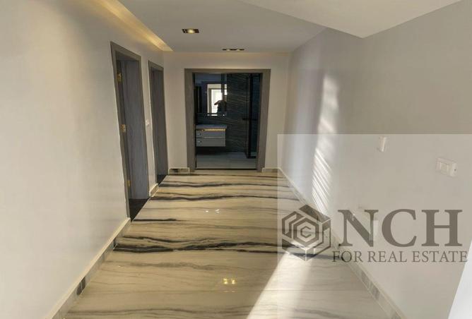 8386755 - Property Image 3