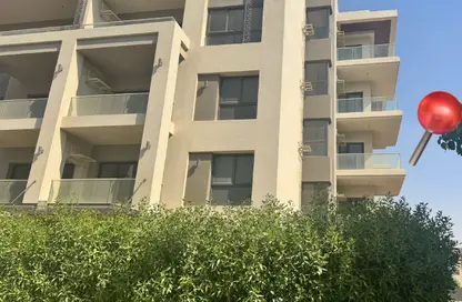 Apartment - 3 Bedrooms - 2 Bathrooms for sale in The Address East - 90 Street - The 5th Settlement - New Cairo City - Cairo