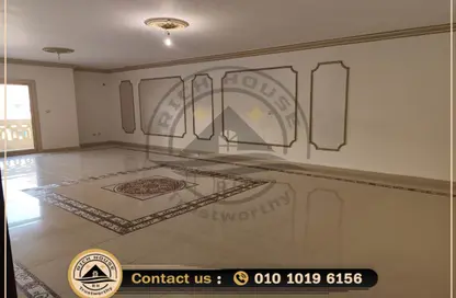 شقة - 4 غرف نوم - 3 حمامات للايجار في شارع أديمون فريمون - سموحة - حي شرق - الاسكندرية