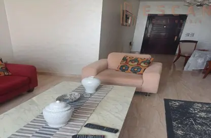 شقة - غرفة نوم - 1 حمام للايجار في فيلدج جيت - المستثمرين الجنوبية - مدينة القاهرة الجديدة - القاهرة