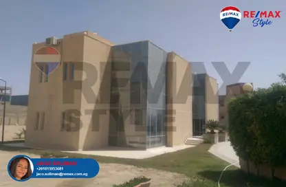 بناية كاملة - استوديو - 3 حمامات للبيع في التجمع الثالث - مدينة القاهرة الجديدة - القاهرة