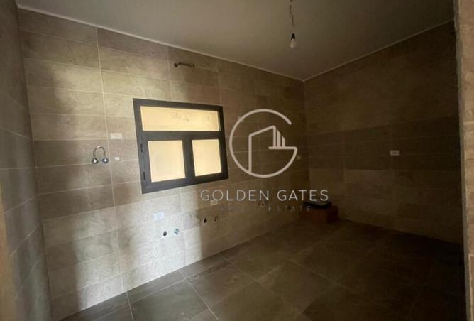 8334504 - Property Image 2