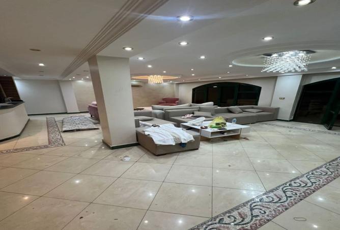 8221788 - Property Image 2