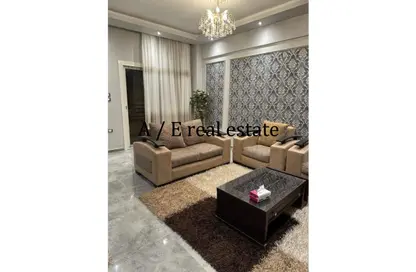 Apartment - 3 Bedrooms - 2 Bathrooms for rent in Al Hekma St. - Sheikh Zayed City - Giza
