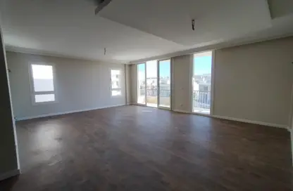 Apartment - 3 Bedrooms - 3 Bathrooms for sale in Pyramids Hills - Cairo Alexandria Desert Road - 6 October City - Giza