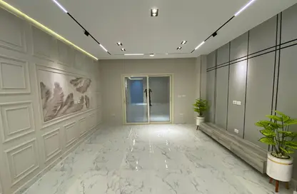 Apartment - 3 Bedrooms - 2 Bathrooms for sale in Gate 4 - Mena - Hadayek El Ahram - Giza