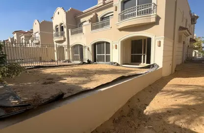 فيلا - 4 غرف نوم - 4 حمامات للبيع في الباتيو 5 ايست - الباتيو - كمبوندات الشروق - مدينة الشروق - القاهرة