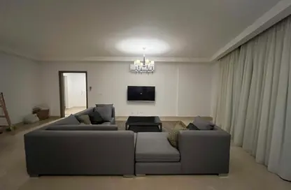 Apartment - 3 Bedrooms - 3 Bathrooms for rent in The Fourteen Golf Residences - Uptown Cairo - Mokattam - Cairo