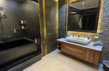 Apartment - 2 Bedrooms - 3 Bathrooms for rent in South Lotus - El Lotus - New Cairo City - Cairo