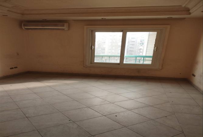 8392255 - Property Image 2