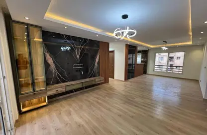 Apartment - 3 Bedrooms - 2 Bathrooms for sale in Madinaty - Cairo