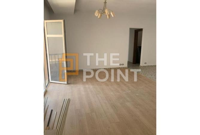 8332593 - Property Image 2