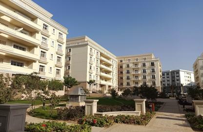 Apartment - 2 Bedrooms - 2 Bathrooms for sale in Hyde Park - 5th Settlement Compounds - The 5th Settlement - New Cairo City - Cairo