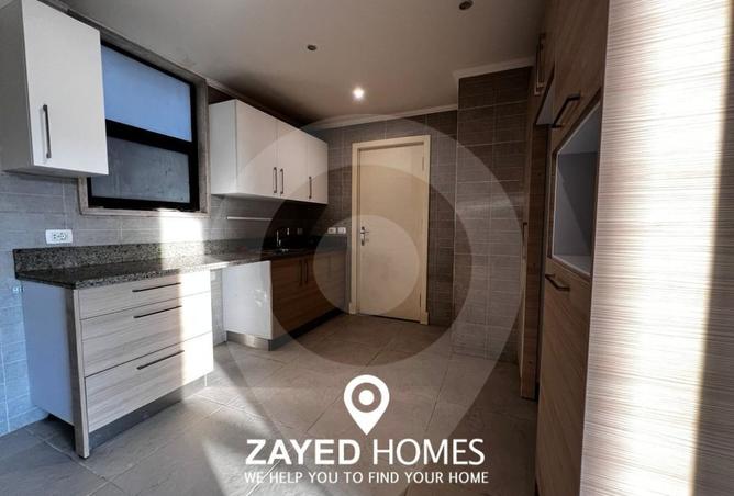 8365296 - Property Image 2