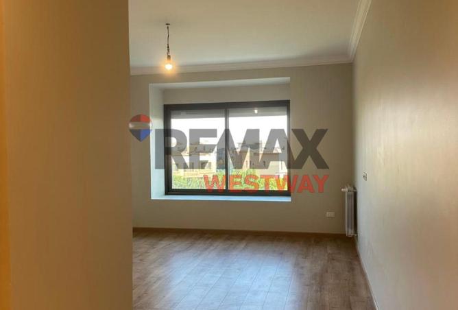 8415689 - Property Image 3