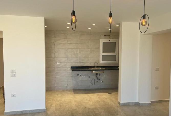 8330541 - Property Image 3