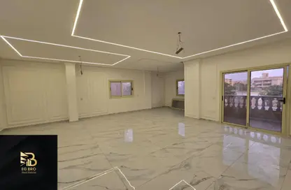 Apartment - 3 Bedrooms - 2 Bathrooms for sale in Al Narges 2 - Al Narges - New Cairo City - Cairo