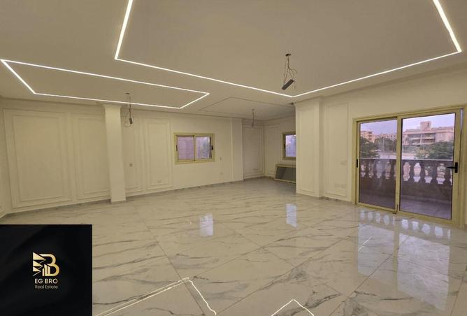 8326800 - Property Main Image