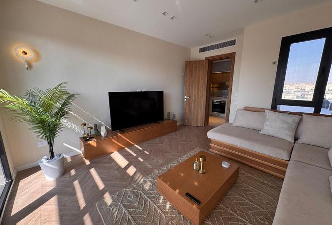 8304639 - Property Image 2