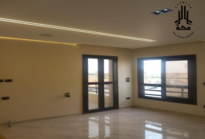 8204468 - Property Image 3