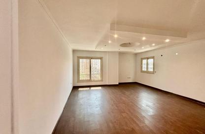 Office Space - Studio - 3 Bathrooms for rent in Omar Ibn Al Khattab St. - Almazah - Heliopolis - Masr El Gedida - Cairo