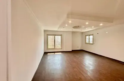 Office Space - Studio - 3 Bathrooms for rent in Omar Ibn Al Khattab St. - Almazah - Heliopolis - Masr El Gedida - Cairo