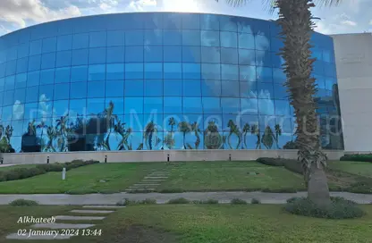 مساحات مكتبية - استوديو - 4 حمامات للبيع في القرية الذكية - طريق مصر اسكندرية الصحراوي - مدينة 6 أكتوبر - الجيزة