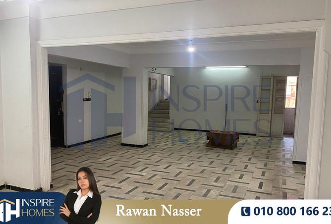 8358418 - Property Image 2