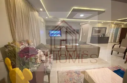 Apartment - 3 Bedrooms - 2 Bathrooms for rent in Thirteenth Sector - Zahraa El Maadi - Hay El Maadi - Cairo