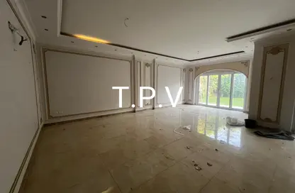 Villa - 6 Bedrooms - 6 Bathrooms for sale in Bellagio - Ext North Inves Area - New Cairo City - Cairo