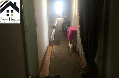 Apartment - 4 Bedrooms - 3 Bathrooms for sale in Cornish El Nile St. - Maadi - Hay El Maadi - Cairo