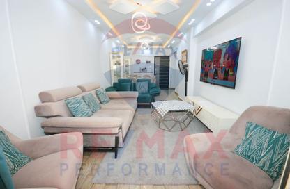 Apartment - 3 Bedrooms - 2 Bathrooms for sale in Mahmoud Al Essawy St. - Sidi Beshr - Hay Awal El Montazah - Alexandria