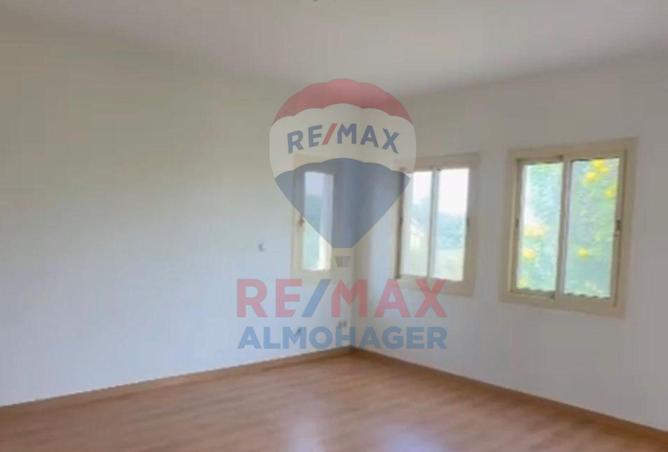 8308695 - Property Image 3